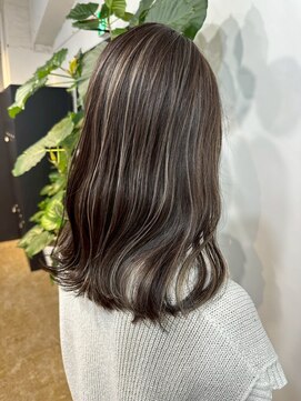 メリー オオサカ(Merly Osaka) ナチュラルだけどおしゃれ！さりげなハイライト