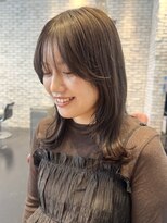 エン(YENN)&nbsp;顔周りレイヤー×ナチュラルブラウン