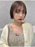 白髪ぼかし×くびれショートヘア