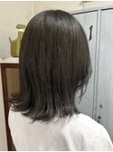 秋色オリーブグレージュ