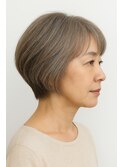 くびれショート　白髪ぼかし　ベージュカラー　脱白髪染め