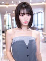 ケアリー プレナ海浜幕張(Carelly)&nbsp;デザインカラー/レイヤーカット/ウェットヘア/オリーブベージュ