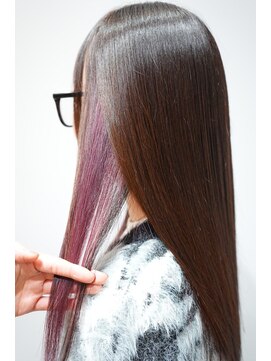 チェロ 中町(CHERO) ★美髪＃インナーカラー＃レトロピンクベージュ＃バイカラー