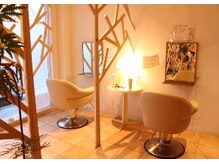 お子様同伴でも大丈夫◎視野に入るキッズスペース×マンツーマン施術で、周りを気にせずリラックス