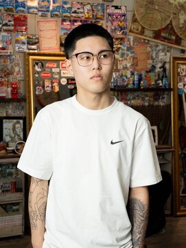 マーリィズバーバー 本店(MARLEY'S BAR BER) 坊主フェード/ 本厚木/海老名/伊勢原/相模原/座間