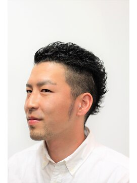 ノイセル(Noisyle) ビジカジ　ツーブロック　ショートスタイル