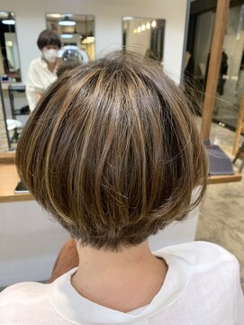 ヘアデザインアトリエ キャンプス(hair design atelier Camps) 担当　小林　麻帆　　マッシュショート