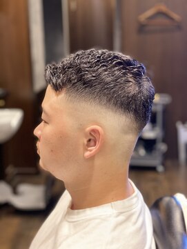 ヒロギンザ 横浜店(HIRO GINZA) 緩パンスキンフェード