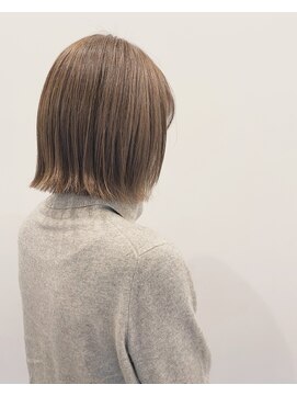 ゼンドットカラスマ(Zen.karasuma) ボブ