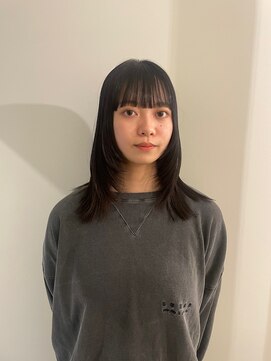 ユニコ(unico) レイヤー/ボブ/ミディアム/ぱっつん前髪/前髪