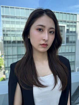 メイカ(MEIKA) ”ワンホンレイヤー×オリーブグレージュ” なかもと はな