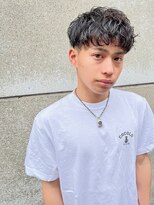 ログ(LOG)&nbsp;黒髪ネビージュ爽やかツーブロック刈り上げ束感マッシュ