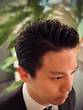 バーバーリング メソッド(BARBERING METHOD) ビジネスアイロンパーマヘアー