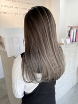 キング 高槻(K!ng)&nbsp;縮毛矯正髪質改善ハイライトレイヤーカット高槻美容室エクステ