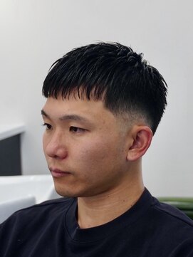 アストロ(ASTRO) クロップ×フェード刈り上げショート清潔感大人ビジネスメンズ