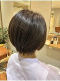 ショートボブ