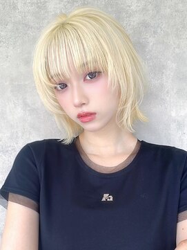 ロエ 福山川口店(loe) 【loe】外ハネボブ×顔周りレイヤー×ブリーチ×ハイトーン