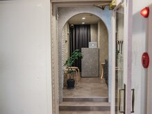 ヨイ(YOI)の雰囲気（入り口◎お客様のご来店を心よりお待ちしております▼）