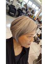 ヘアーヴィーヴル 松茂店(Hair BIVRE) 大人のグラデーションボブ