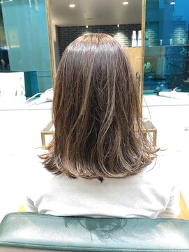 アトリエ タキ(atelier.taki) イルミナカラーxハイライトスタイル