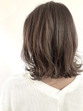 ノーム 横浜(NORM) 大人グレージュ外ハネボブ♪