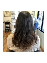 アンプレヴーアジュテ(Impre'vu ajoute)&nbsp;ゆるふわパーマ