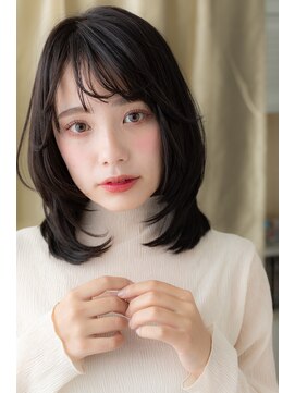 カバーヘア ブリス 大宮西口(COVER HAIR bliss) アッシュブラック前下がりレイヤーワンカールこなれミディX大宮