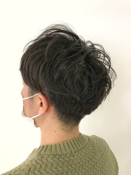 ヘッズ 本八幡店(HEADS) MEN'S HAIR センターパート ツイストスパイラル コンマヘア
