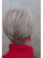 オーガニック ヘアサロン クスクス(organic hair salon kusu kusu)&nbsp;ショート×グレイ