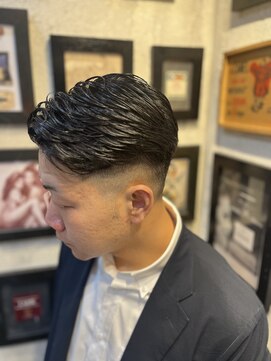 ヒロギンザ 大阪本店(HIRO GINZA) 七三ビジネススタイル×フェード