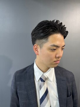 グリーディーフォックス 三軒茶屋(GreedyFOX) 波巻き/マッシュパーマ/ウルフ/ハイライト<理容室>三軒茶屋