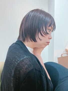 シビバイレボ(CIBI by revo) 地毛風カラー/ナチュラルレイヤーカット/ショートボブ[船橋]