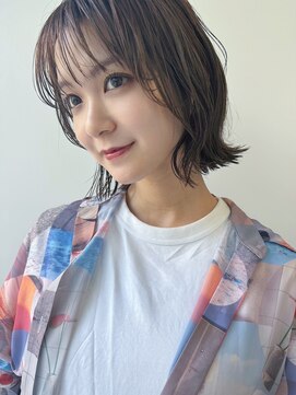 ホフ 大阪心斎橋店(F.O.F) グレージュベージュショートボブショートレイヤーブリーチ学割