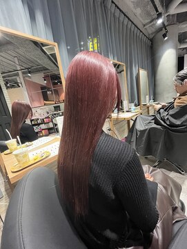 リーオオサカ(Lee Osaka) ピンクカラー×東芽生