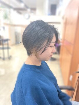 フェリア サウスガーデン(felia southgarden) ２０代３０代４０代☆スタイリングが簡単☆くびれショート