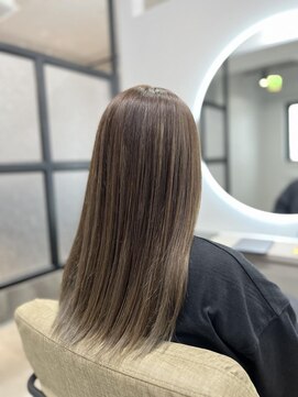 アルート 町田店(aroot) ブリーチハイライトミルクティカラー