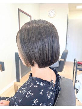 コルク(Cork) インナーカラーボブ