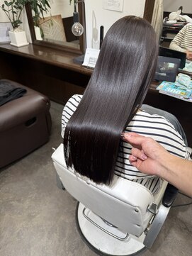 ムーブ(Moob) 艶感&透明感抜群◎髪質改善ブラウンカラー【別府】