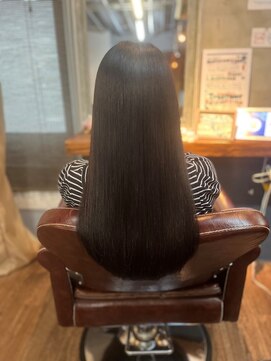 スローネ(THRONE) 縮毛矯正で艶髪／20代30代40代／新宿／髪質改善