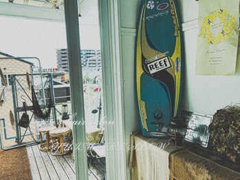 メンズパーマ×メンズブリーチ メンズヘアサロン YUIMARL SLOW 倉敷店