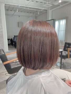 ワン(One...) 量が多くても収まるミニボブ