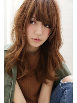 ヒルズ(BiBi hills) 高知 南国市 BiBi hills 思わず触れたくなるシフォンウェーブ