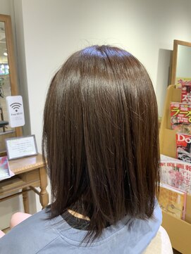 ユーネリー(U-NERY) ミディアムスタイル