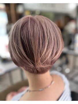 クラッチバイシオンアグリゲイト(CLUTCH by Zi-on aggregate) ベージュピンク×メンズライクショートボブ/ベビーピンク