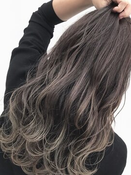 フォーチュン(fortune) バレイヤージュ・ハイライトカラー