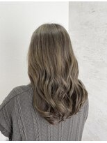 シエル 立川店(CIEL)&nbsp;シルバーベージュ×ロング【CIEL×maki】