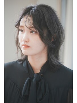 グリッター 泉中央店(GRITTERs) 透明感抜群「シルバーカラー」