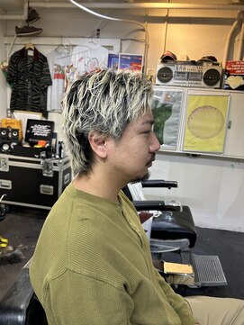 メリケンバーバーショップ フクオカ(MERICAN BARBERSHOP FUK) ブリーチグランジスタイル