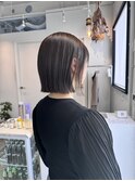 切りっぱなしボブ/ミニボブ[表参道/ブリーチ/ハイライト]Mai