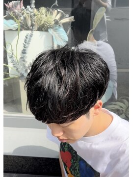 ノイセル 西本町(Noisyle) メンズマッシュツーブロック刈り上げ緩めニュアンスパーマ